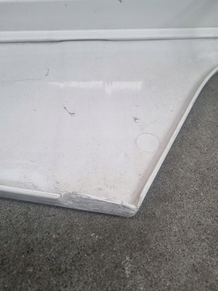 RENAULT KLAPA SCHOWKA DRZWICZKI LEWE RENAULT GAMA RANGE T - Кузов и экстерьер для Грузовиков: фото 3 RENAULT KLAPA SCHOWKA DRZWICZKI LEWE RENAULT GAMA RANGE T - Кузов и экстерьер для Грузовиков: фото 3