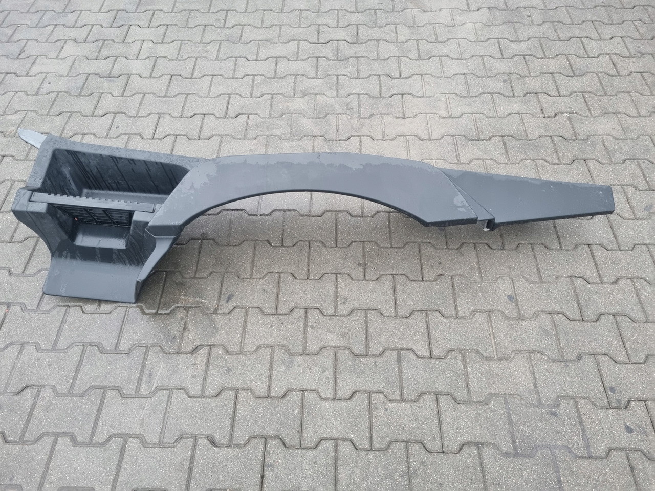 RENAULT STOPNICA GÓRNA STOPIEŃ LEWY RENAULT GAMA T RANGE - Боковая подножка для Грузовиков: фото 1 RENAULT STOPNICA GÓRNA STOPIEŃ LEWY RENAULT GAMA T RANGE - Боковая подножка для Грузовиков: фото 1