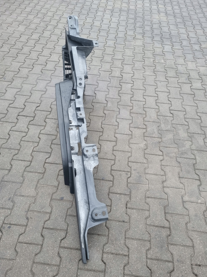 RENAULT STOPNICA GÓRNA STOPIEŃ LEWY RENAULT GAMA T RANGE - Боковая подножка для Грузовиков: фото 4 RENAULT STOPNICA GÓRNA STOPIEŃ LEWY RENAULT GAMA T RANGE - Боковая подножка для Грузовиков: фото 4