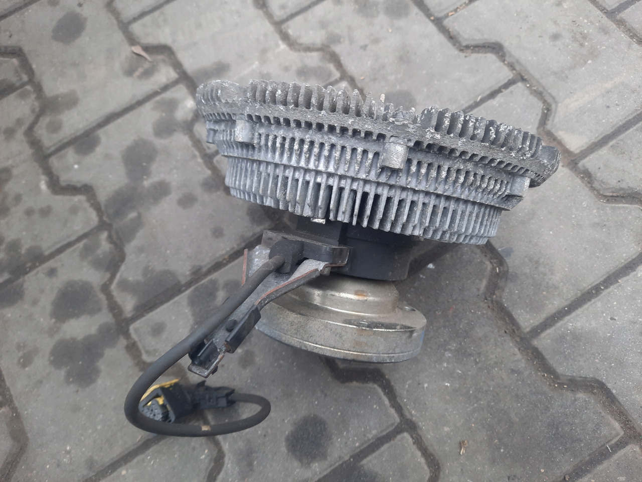 RENAULT VISCO WISKO WISKOZA WENTYLATOR RENAULT GAMA T - Вентилятор для Грузовиков: фото 2 RENAULT VISCO WISKO WISKOZA WENTYLATOR RENAULT GAMA T - Вентилятор для Грузовиков: фото 2