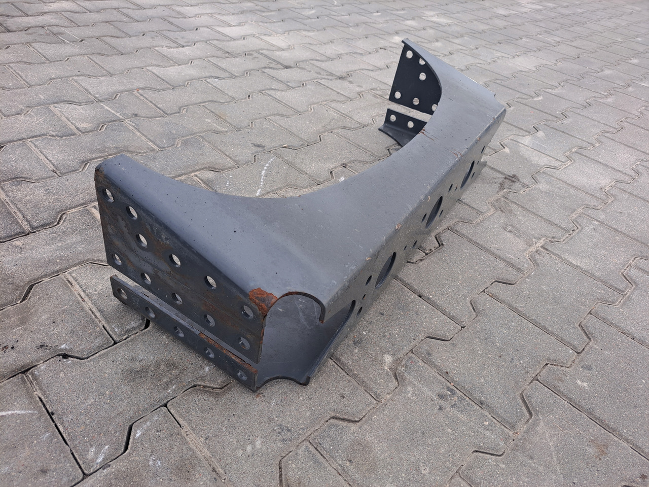 VOLVO BELKA POPRZECZKA RAMY TYŁ RENAULT GAMA T RANGE VOLVO FH 4 FM 4 - Кузов и экстерьер для Грузовиков: фото 2 VOLVO BELKA POPRZECZKA RAMY TYŁ RENAULT GAMA T RANGE VOLVO FH 4 FM 4 - Кузов и экстерьер для Грузовиков: фото 2