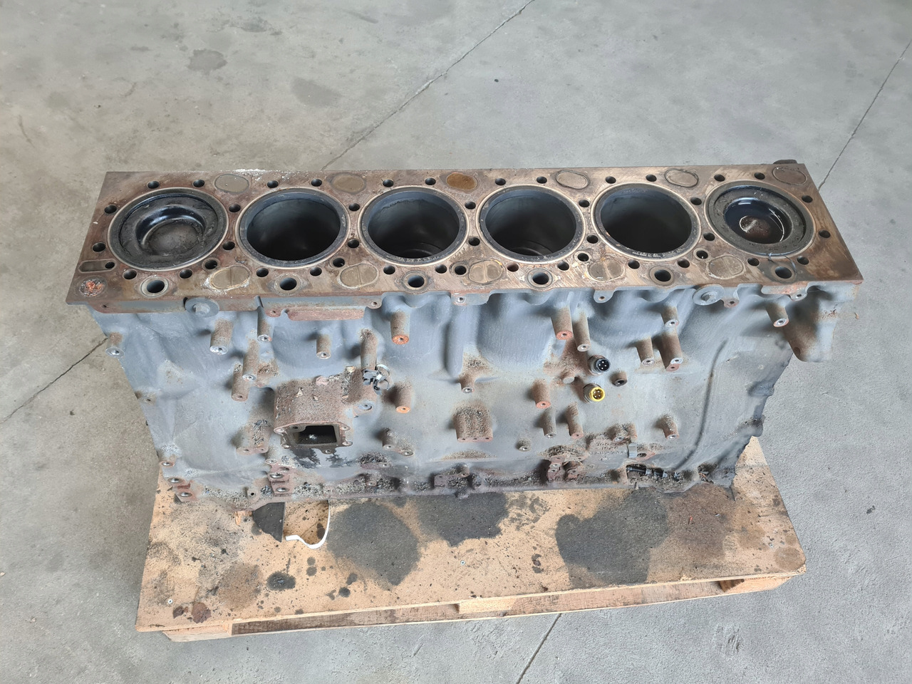 VOLVO BLOK SILNIKA SŁUPEK TŁOKI WAŁ VOLVO FH FM 4 RENAULT GAMA T DTI 13 K2 - Блок цилиндров для Грузовиков: фото 5 VOLVO BLOK SILNIKA SŁUPEK TŁOKI WAŁ VOLVO FH FM 4 RENAULT GAMA T DTI 13 K2 - Блок цилиндров для Грузовиков: фото 5