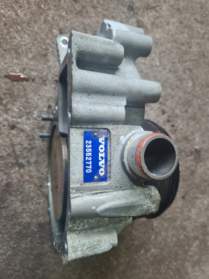 VOLVO Pompa wody płynu koło pasowe Volvo FL D8K Renault gama D - Помпа для Грузовиков: фото 3 VOLVO Pompa wody płynu koło pasowe Volvo FL D8K Renault gama D - Помпа для Грузовиков: фото 3