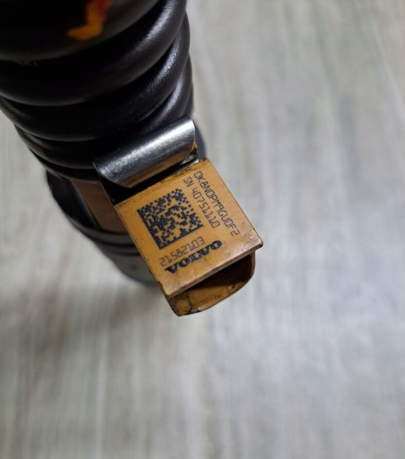 Volvo POMPOWTRYSKIWACZ WTRYSK RENAULT PREMIUM DXI VOLVO FM 9 21582103 - Распределитель впрыска для Грузовиков: фото 2 Volvo POMPOWTRYSKIWACZ WTRYSK RENAULT PREMIUM DXI VOLVO FM 9 21582103 - Распределитель впрыска для Грузовиков: фото 2