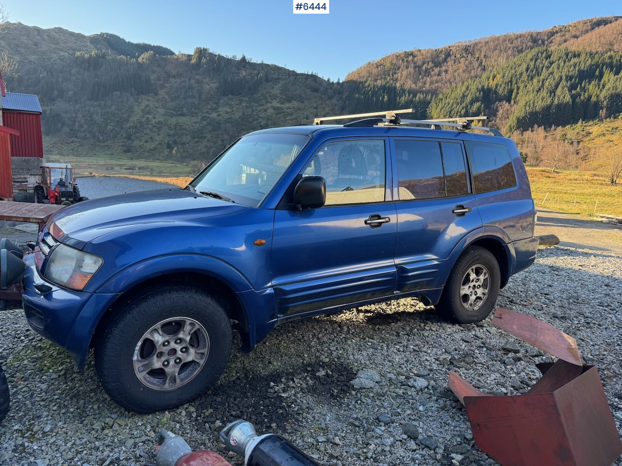 2000 Mitsubishi Pajero GLX with 7 seats - Легковой автомобиль: фото 1 2000 Mitsubishi Pajero GLX with 7 seats - Легковой автомобиль: фото 1
