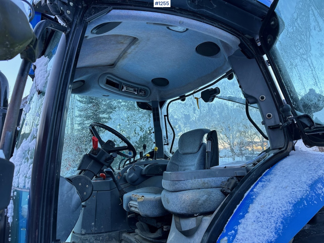 Трактор 2005 New Holland TS110A: фото 11 Трактор 2005 New Holland TS110A: фото 11