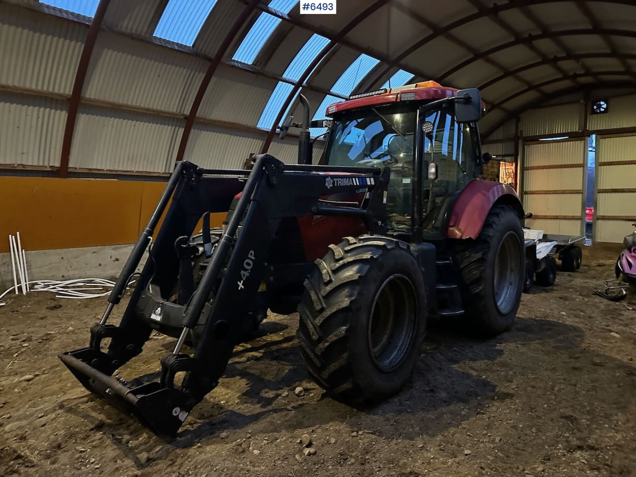 2007 CASE IH MXU 135 Pro 4x4 tractor w/ front loader. - Трактор: фото 2 2007 CASE IH MXU 135 Pro 4x4 tractor w/ front loader. - Трактор: фото 2