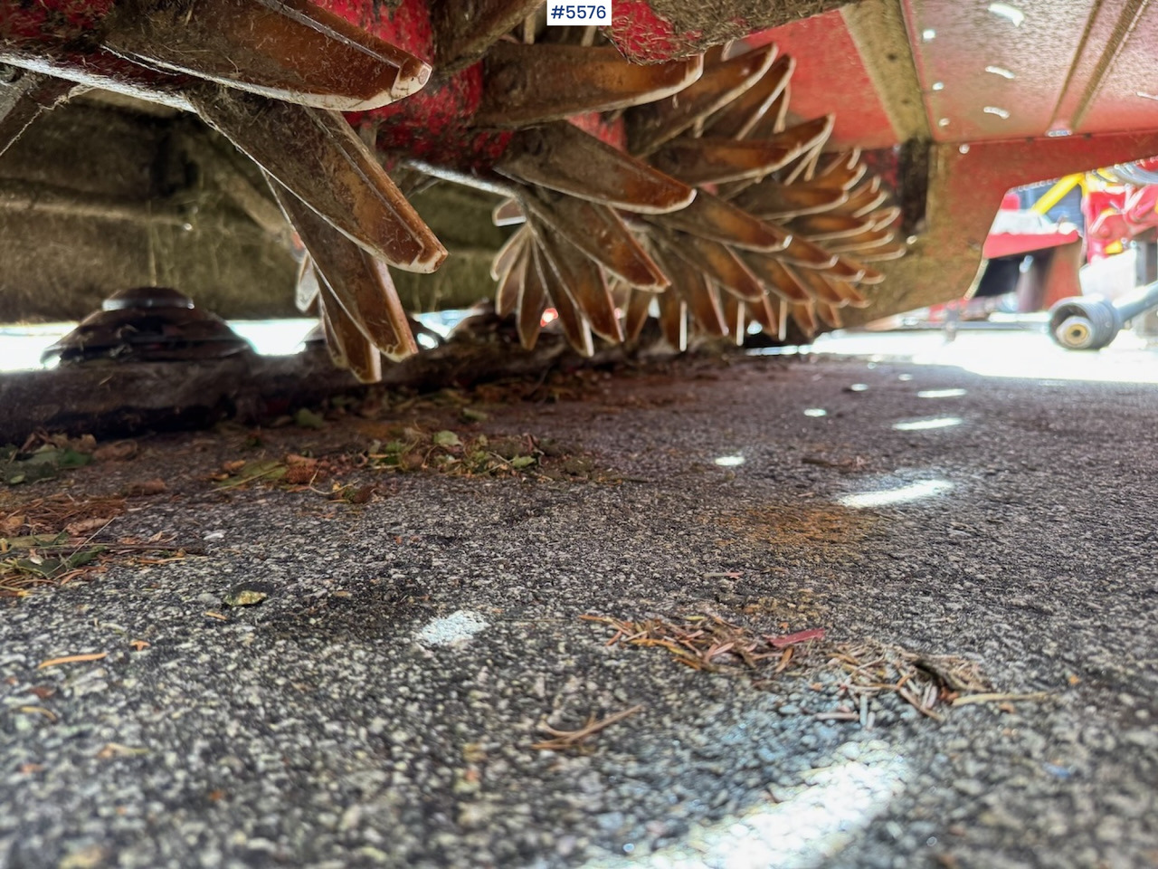 Техника для сенозаготовки 2008 Lely Splendimo 900 MC: фото 10 Техника для сенозаготовки 2008 Lely Splendimo 900 MC: фото 10