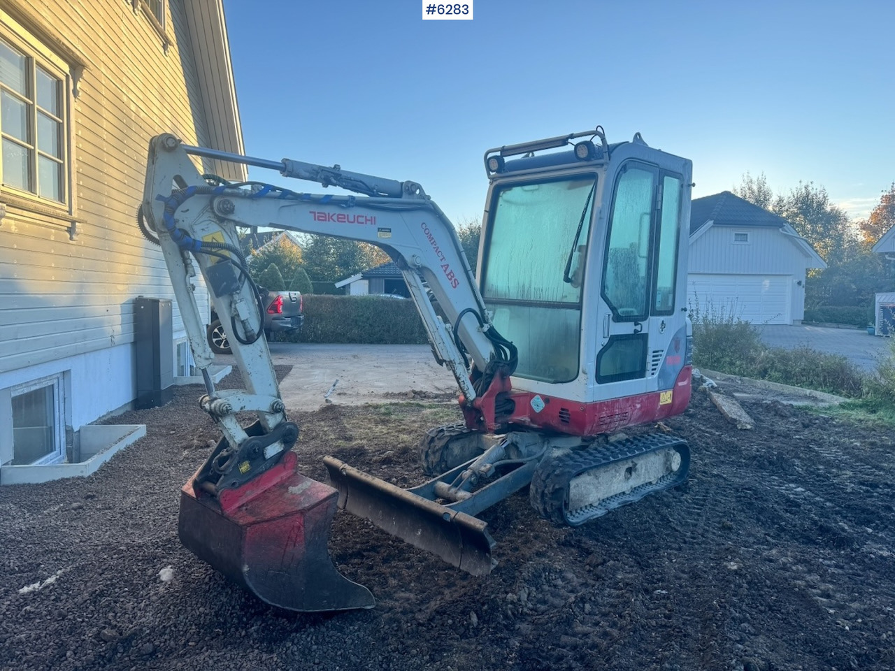2010 Takeuchi TB219 Mini Excavator with Rototilt and 2 buckets. - Мини-экскаватор: фото 1 2010 Takeuchi TB219 Mini Excavator with Rototilt and 2 buckets. - Мини-экскаватор: фото 1