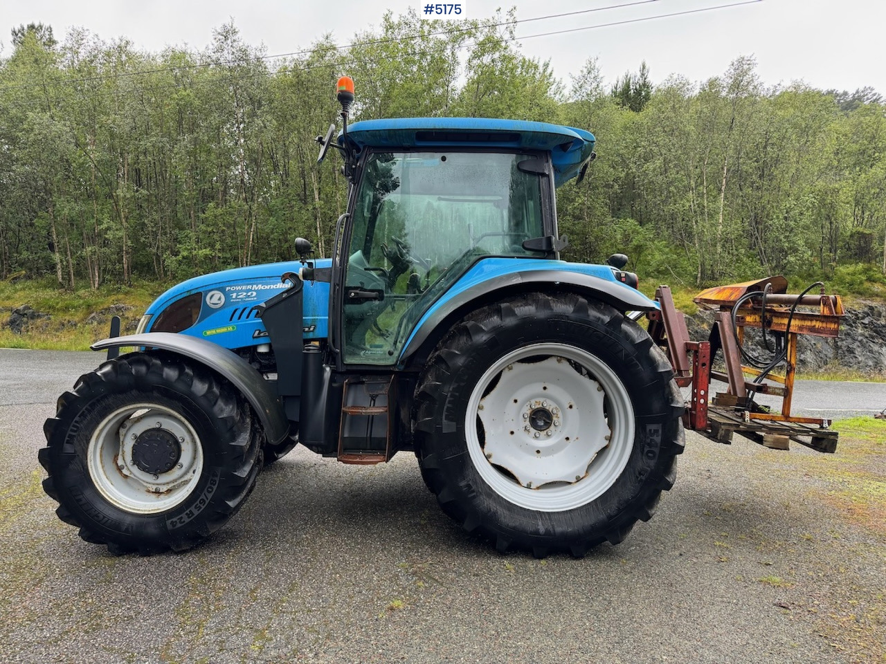 2013 Landini Powermondial 120 w/front loader and some equipment. Low hours! - Трактор: фото 4 2013 Landini Powermondial 120 w/front loader and some equipment. Low hours! - Трактор: фото 4