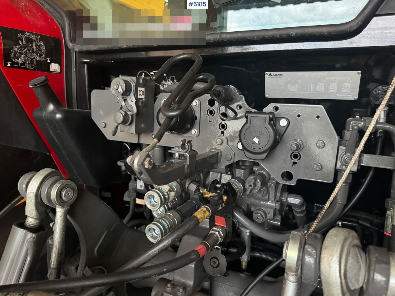 Трактор 2023 Massey Ferguson 5711M Dyna w/ loader with 3rd function. Only 115 hours!: фото 19 Трактор 2023 Massey Ferguson 5711M Dyna w/ loader with 3rd function. Only 115 hours!: фото 19