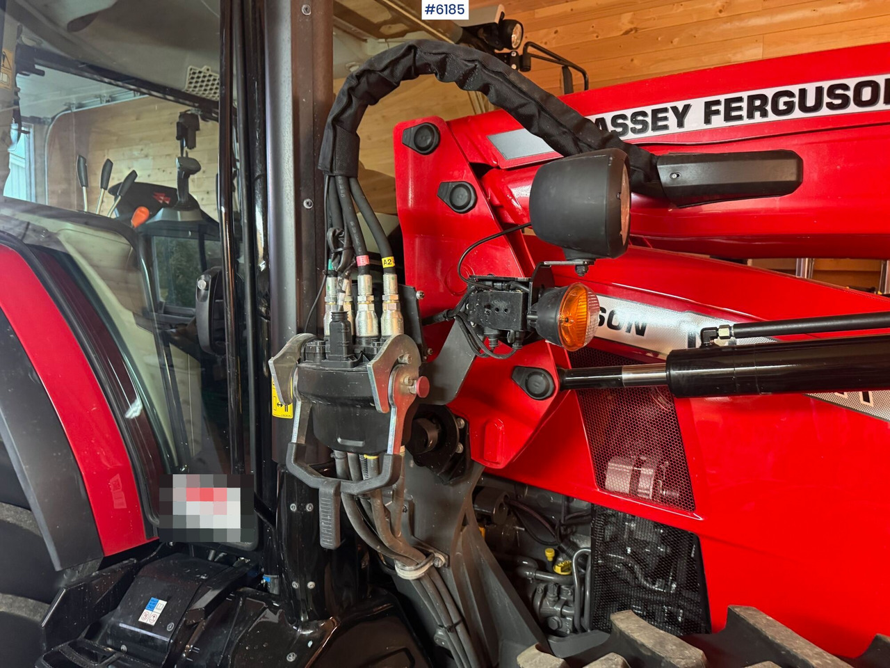 Трактор 2023 Massey Ferguson 5711M Dyna w/ loader with 3rd function. Only 115 hours!: фото 16 Трактор 2023 Massey Ferguson 5711M Dyna w/ loader with 3rd function. Only 115 hours!: фото 16