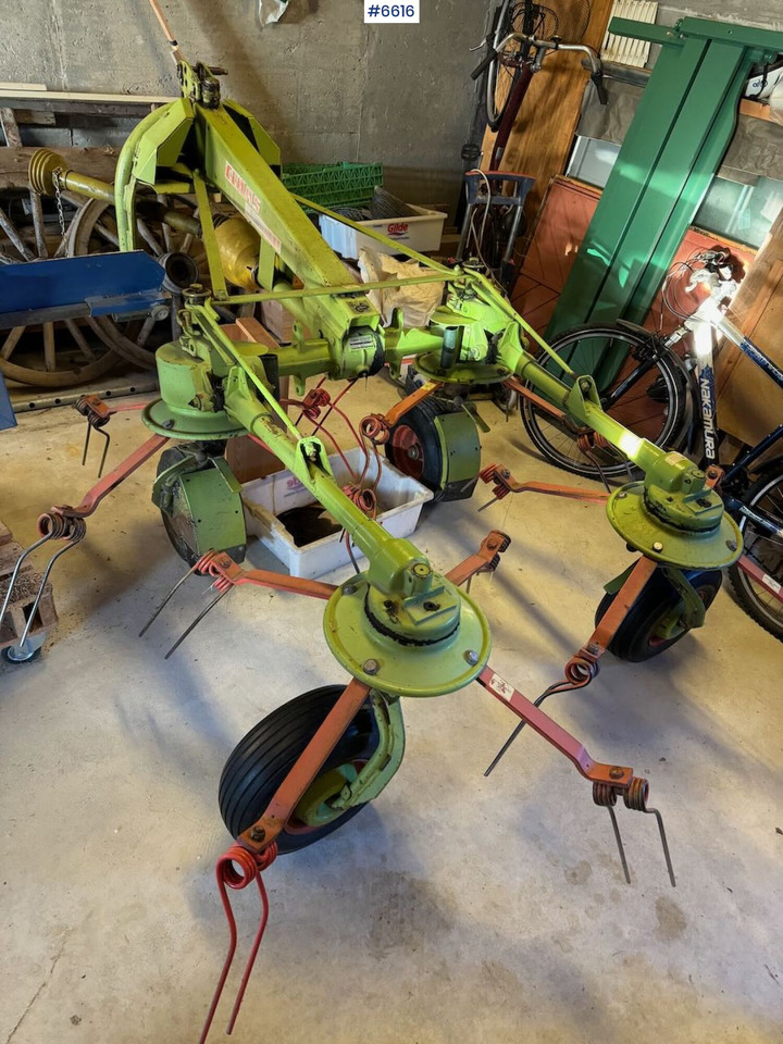 Claas WAS 360 Spreader disc - Техника для сенозаготовки: фото 2 Claas WAS 360 Spreader disc - Техника для сенозаготовки: фото 2