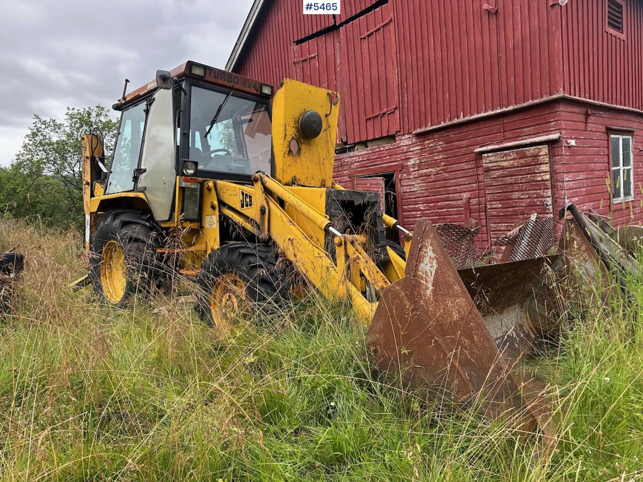 JCB Turbo 4x4 backhoe loader w/ pallet forks. Partial REP object. - Трактор: фото 1 JCB Turbo 4x4 backhoe loader w/ pallet forks. Partial REP object. - Трактор: фото 1