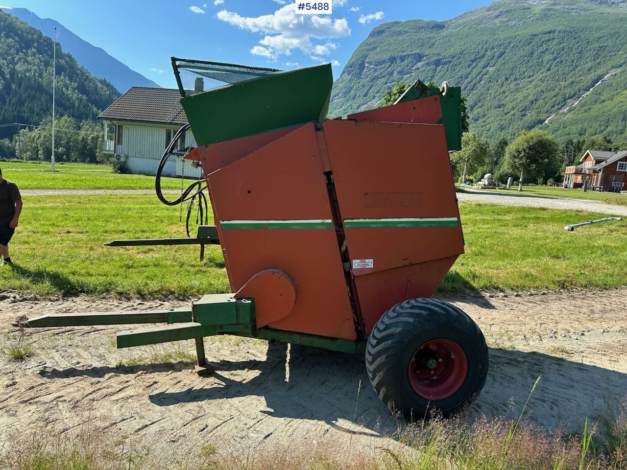 Orkel 1200 Round baler - Техника для сенозаготовки: фото 4 Orkel 1200 Round baler - Техника для сенозаготовки: фото 4