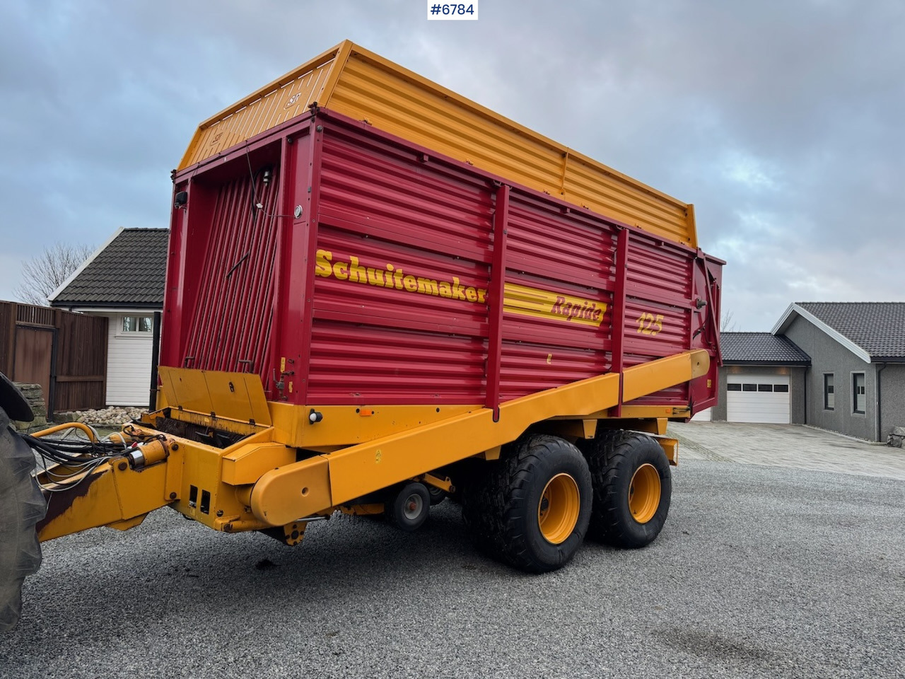 Schuitemaker Rapide 125 Loading trolley. - Техника для сенозаготовки: фото 1 Schuitemaker Rapide 125 Loading trolley. - Техника для сенозаготовки: фото 1