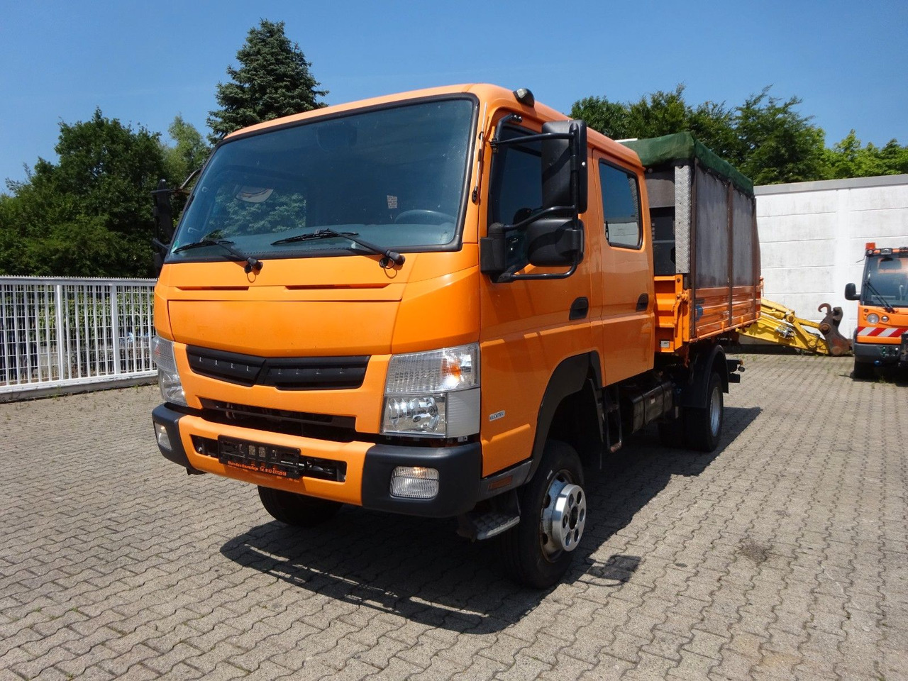 FUSO Canter Doppelkabine MEILLER 3Skipper 4x4 - Малотоннажный самосвал: фото 2 FUSO Canter Doppelkabine MEILLER 3Skipper 4x4 - Малотоннажный самосвал: фото 2