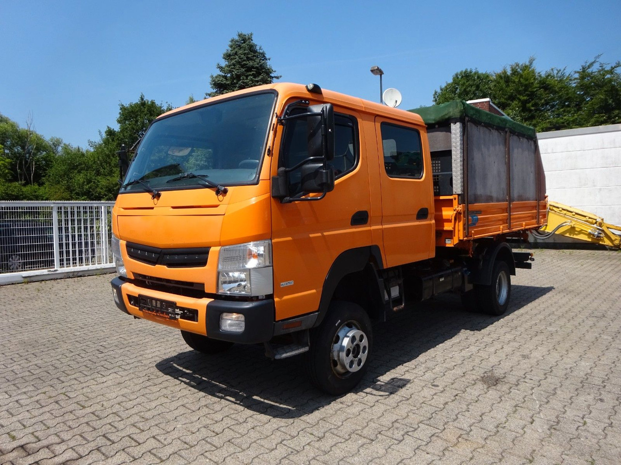 FUSO Canter Doppelkabine MEILLER 3Skipper 4x4 - Малотоннажный самосвал: фото 3 FUSO Canter Doppelkabine MEILLER 3Skipper 4x4 - Малотоннажный самосвал: фото 3