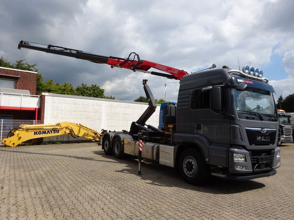 MAN 26.500 Abroller + Fassi F125A Kran 6x2-4 Allrad MAN 26.500 Abroller + Fassi F125A Kran 6x2-4 Allrad - Крюковой мультилифт, Автоманипулятор: фото 3 MAN 26.500 Abroller + Fassi F125A Kran 6x2-4 Allrad MAN 26.500 Abroller + Fassi F125A Kran 6x2-4 Allrad - Крюковой мультилифт, Автоманипулятор: фото 3