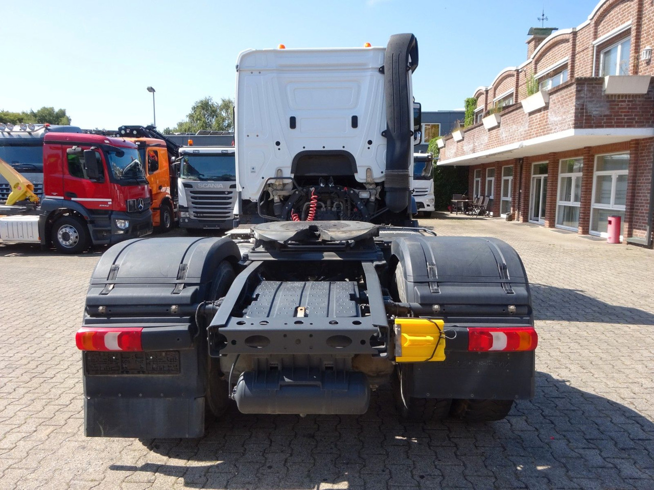 Mercedes-Benz 1846 Actros SZM HAD ALLRAD - Тягач: фото 5 Mercedes-Benz 1846 Actros SZM HAD ALLRAD - Тягач: фото 5