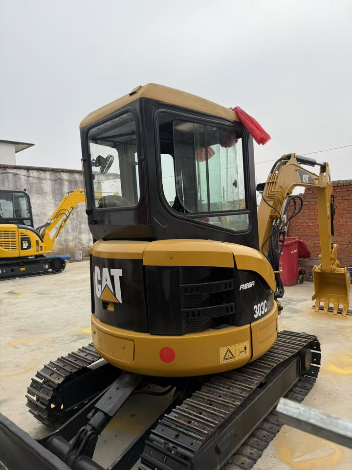 CATERPILLAR 303CR - Мини-экскаватор: фото 3 CATERPILLAR 303CR - Мини-экскаватор: фото 3