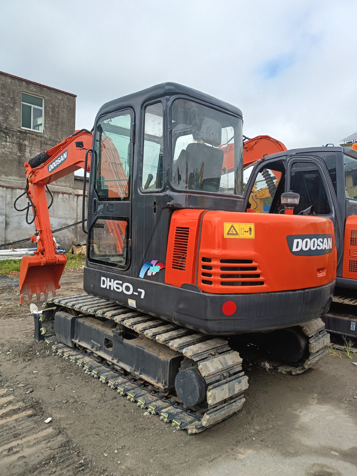 DOOSAN DH60-7 - Мини-экскаватор: фото 4 DOOSAN DH60-7 - Мини-экскаватор: фото 4