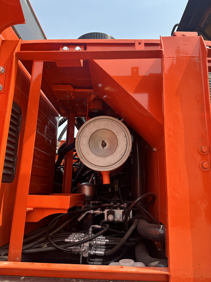 DOOSAN DX225LC-9C - Гусеничный экскаватор: фото 4 DOOSAN DX225LC-9C - Гусеничный экскаватор: фото 4