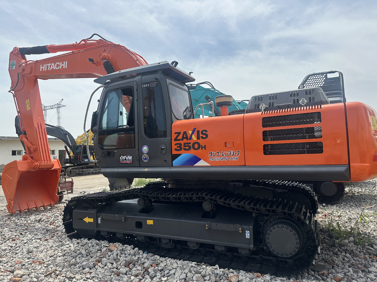 HITACHI ZX350H - Гусеничный экскаватор: фото 1 HITACHI ZX350H - Гусеничный экскаватор: фото 1