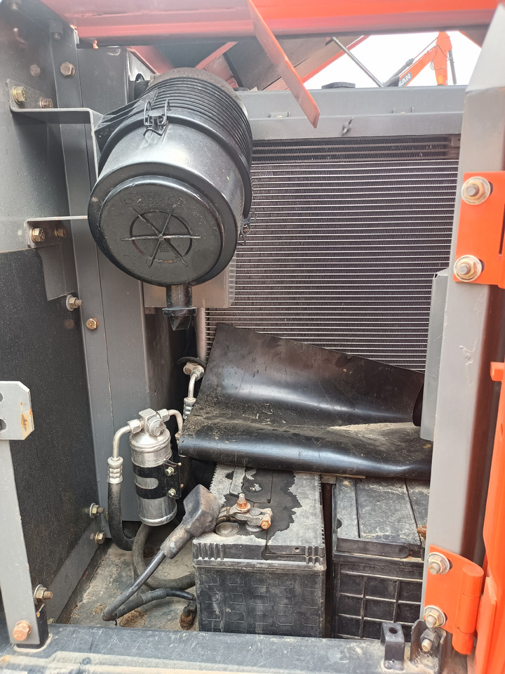 HITACHI ZX60 - Мини-экскаватор: фото 5 HITACHI ZX60 - Мини-экскаватор: фото 5