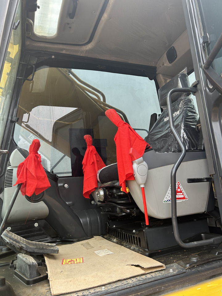 KOMATSU PC450-8 - Гусеничный экскаватор: фото 5 KOMATSU PC450-8 - Гусеничный экскаватор: фото 5