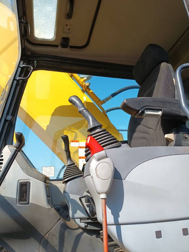 Гусеничный экскаватор Komatsu PC 300: фото 7 Гусеничный экскаватор Komatsu PC 300: фото 7