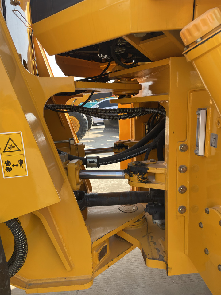 Liugong CLG 856 - Колёсный погрузчик: фото 4 Liugong CLG 856 - Колёсный погрузчик: фото 4