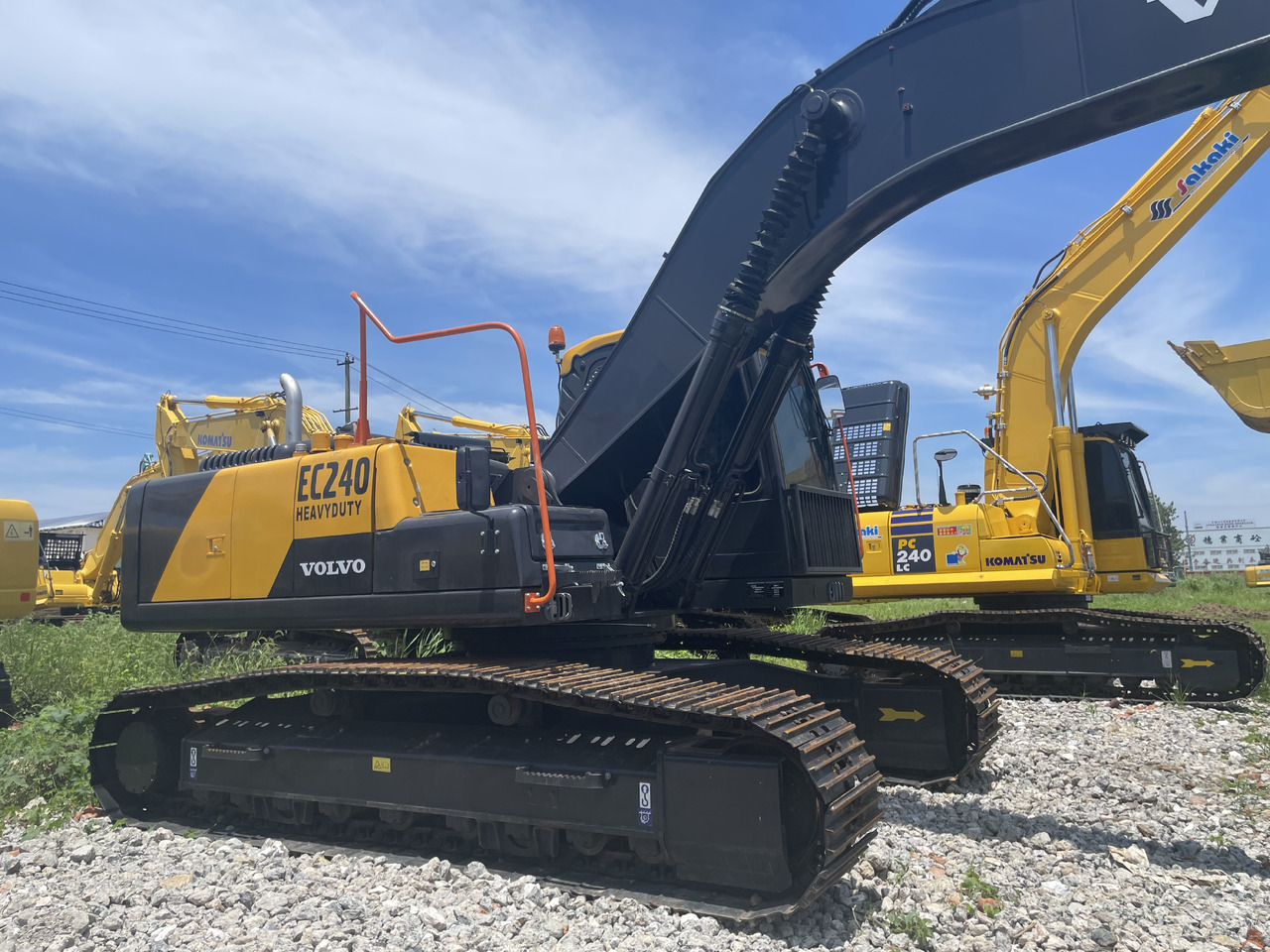 VOLVO EC240 - Гусеничный экскаватор: фото 3 VOLVO EC240 - Гусеничный экскаватор: фото 3