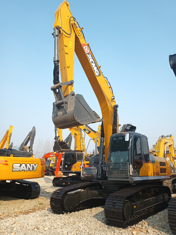 XCMG XE 305DK - Гусеничный экскаватор: фото 2 XCMG XE 305DK - Гусеничный экскаватор: фото 2