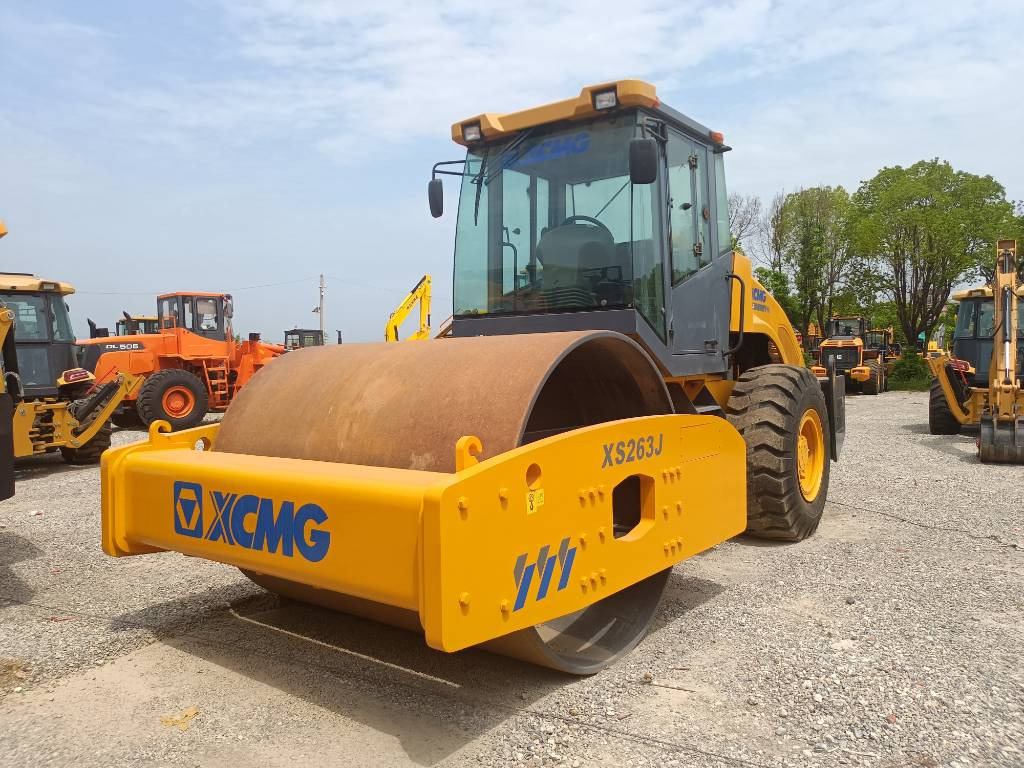 XCMG XS 263J - Компактор: фото 5 XCMG XS 263J - Компактор: фото 5