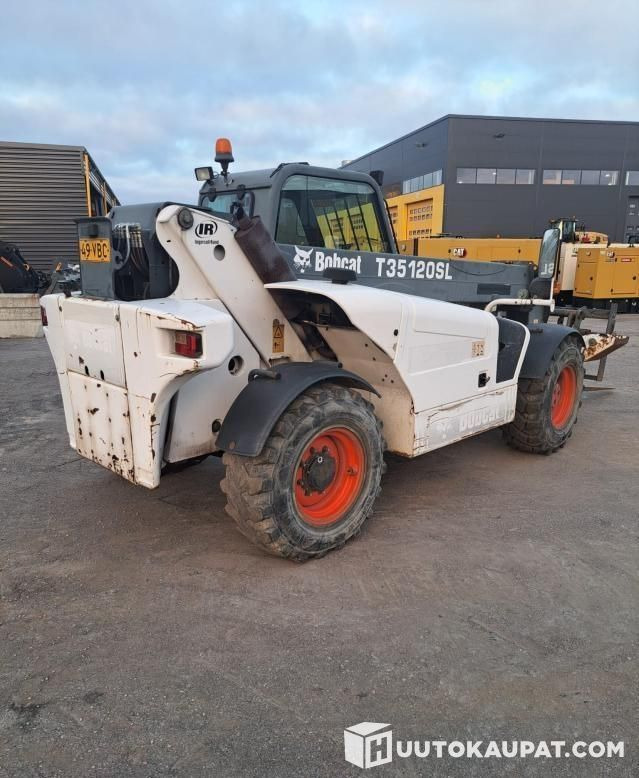 Bobcat T35120SL, 2004, 6,175 h Telehandler, Kerava - Телескопический погрузчик: фото 4 Bobcat T35120SL, 2004, 6,175 h Telehandler, Kerava - Телескопический погрузчик: фото 4