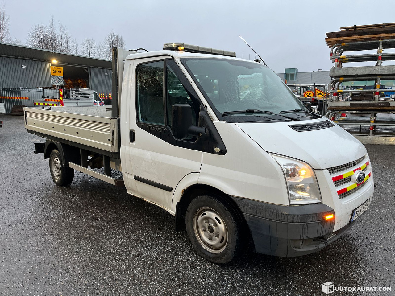 Ford Transit flatbed, reg. year 2012, only 151,068 km, Tampere - Малотоннажный бортовой грузовик: фото 1 Ford Transit flatbed, reg. year 2012, only 151,068 km, Tampere - Малотоннажный бортовой грузовик: фото 1