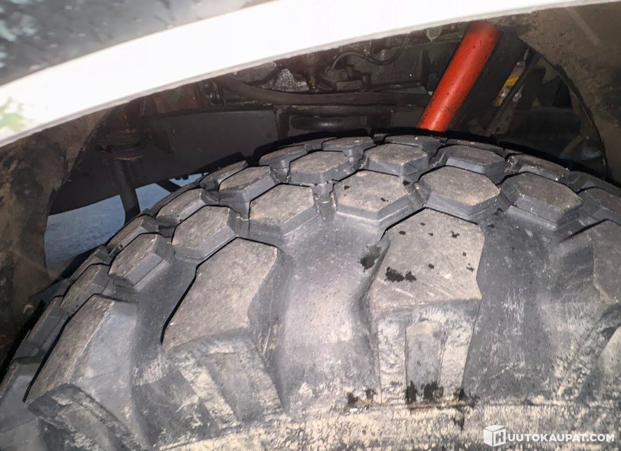 Mercedes-Benz UNIMOG, 5-seat cab, NUMMI crane, 1980, Vihti - Самосвал, Автоманипулятор: фото 5 Mercedes-Benz UNIMOG, 5-seat cab, NUMMI crane, 1980, Vihti - Самосвал, Автоманипулятор: фото 5