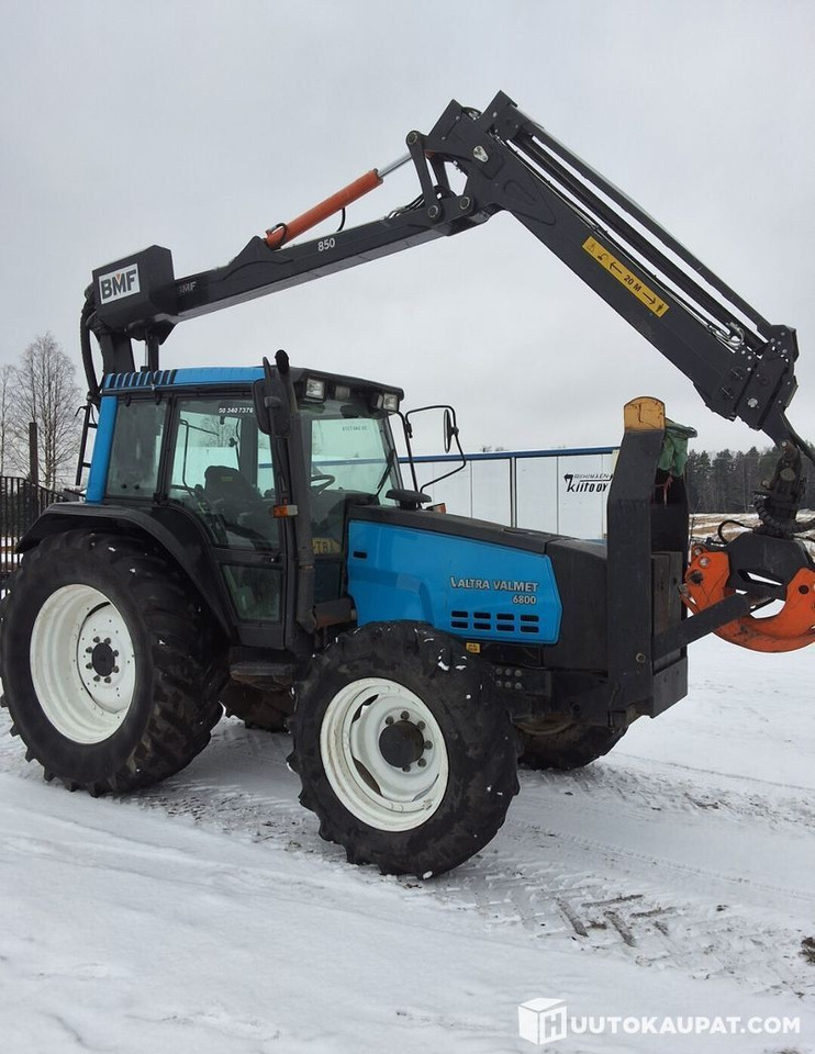 Valmet 6800 + PMF 850 crane + trailer BMF 9T, Leppävirta - Трактор: фото 1 Valmet 6800 + PMF 850 crane + trailer BMF 9T, Leppävirta - Трактор: фото 1
