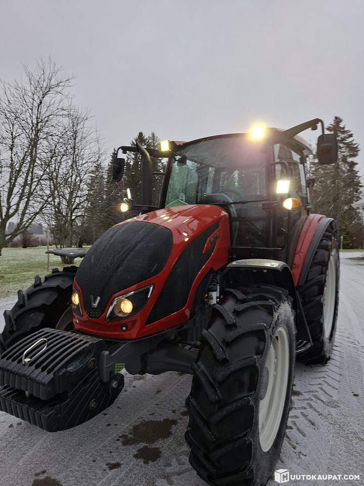 Valtra A104, 2018, 1,260 h, Kurikka - Трактор: фото 4 Valtra A104, 2018, 1,260 h, Kurikka - Трактор: фото 4