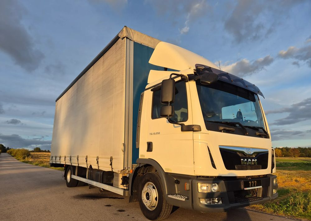 MAN TGL 12.250 6.2m 7.6m HAK AUTOMAT KLIMA 12000kg ESP EURO 6 mega / TOP STAN / okazja nauka jazdy MOŻLIWOŚĆ DOSTOSOWANIA elka - Тентованный грузовик: фото 5 MAN TGL 12.250 6.2m 7.6m HAK AUTOMAT KLIMA 12000kg ESP EURO 6 mega / TOP STAN / okazja nauka jazdy MOŻLIWOŚĆ DOSTOSOWANIA elka - Тентованный грузовик: фото 5