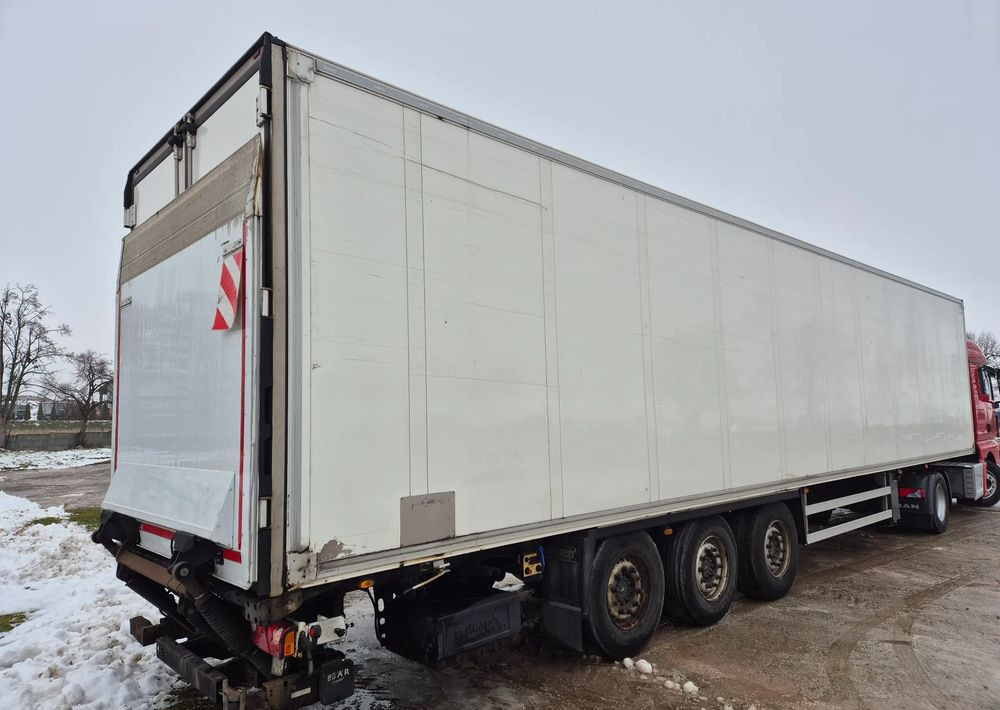 Полуприцеп-рефрижератор Schmitz Cargobull CARRIER MAXIMA 1300 / WINDA / DOPPEL STOCK / ŚCIANA GRODZIOWA / BELKI / PODNOSZONA OŚ / z Niemiec / TOP STAN 2011/ CARRIER CHŁODNIA CHLODNIA LODÓWKA PODWÓJNY ZAŁADUNEK PIĘTROWA: фото 19