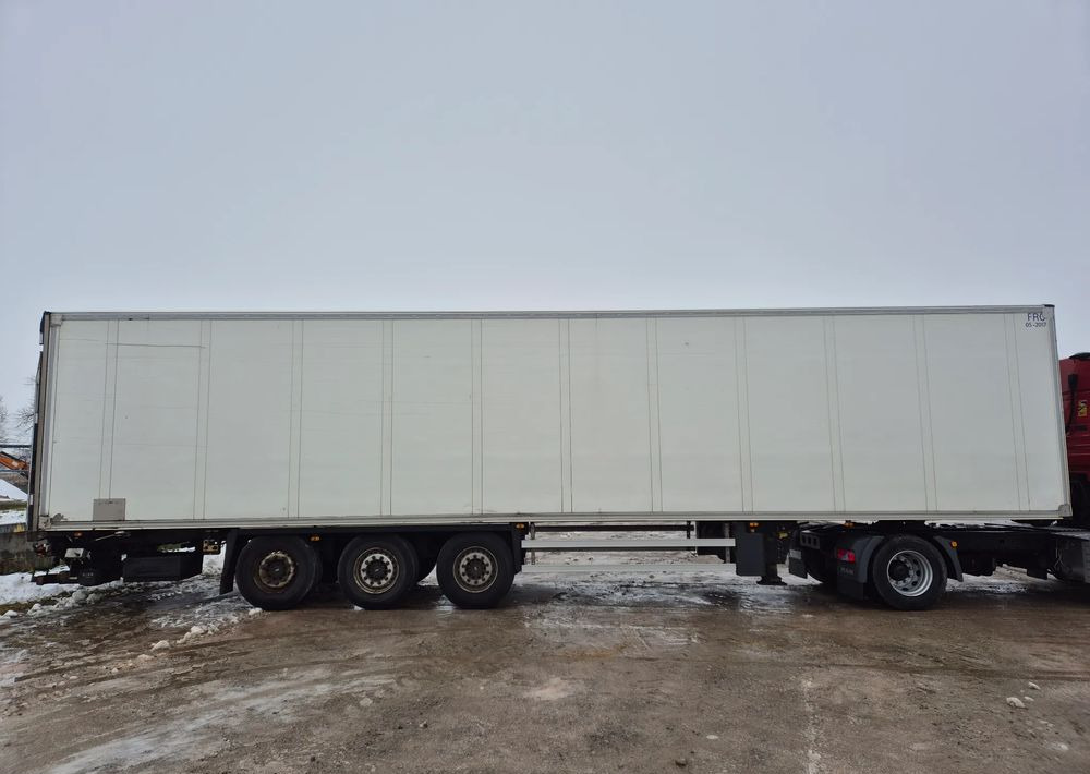 Полуприцеп-рефрижератор Schmitz Cargobull CARRIER MAXIMA 1300 / WINDA / DOPPEL STOCK / ŚCIANA GRODZIOWA / BELKI / PODNOSZONA OŚ / z Niemiec / TOP STAN 2011/ CARRIER CHŁODNIA CHLODNIA LODÓWKA PODWÓJNY ZAŁADUNEK PIĘTROWA: фото 22