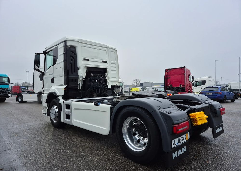 MAN TGS 18.400 NAUKA JAZDY STANDARD 4x2 / TGX 18.360 400 510 460 500 TOP STAN / ŚWIEŻO SPROWADZONY - Тягач: фото 5 MAN TGS 18.400 NAUKA JAZDY STANDARD 4x2 / TGX 18.360 400 510 460 500 TOP STAN / ŚWIEŻO SPROWADZONY - Тягач: фото 5