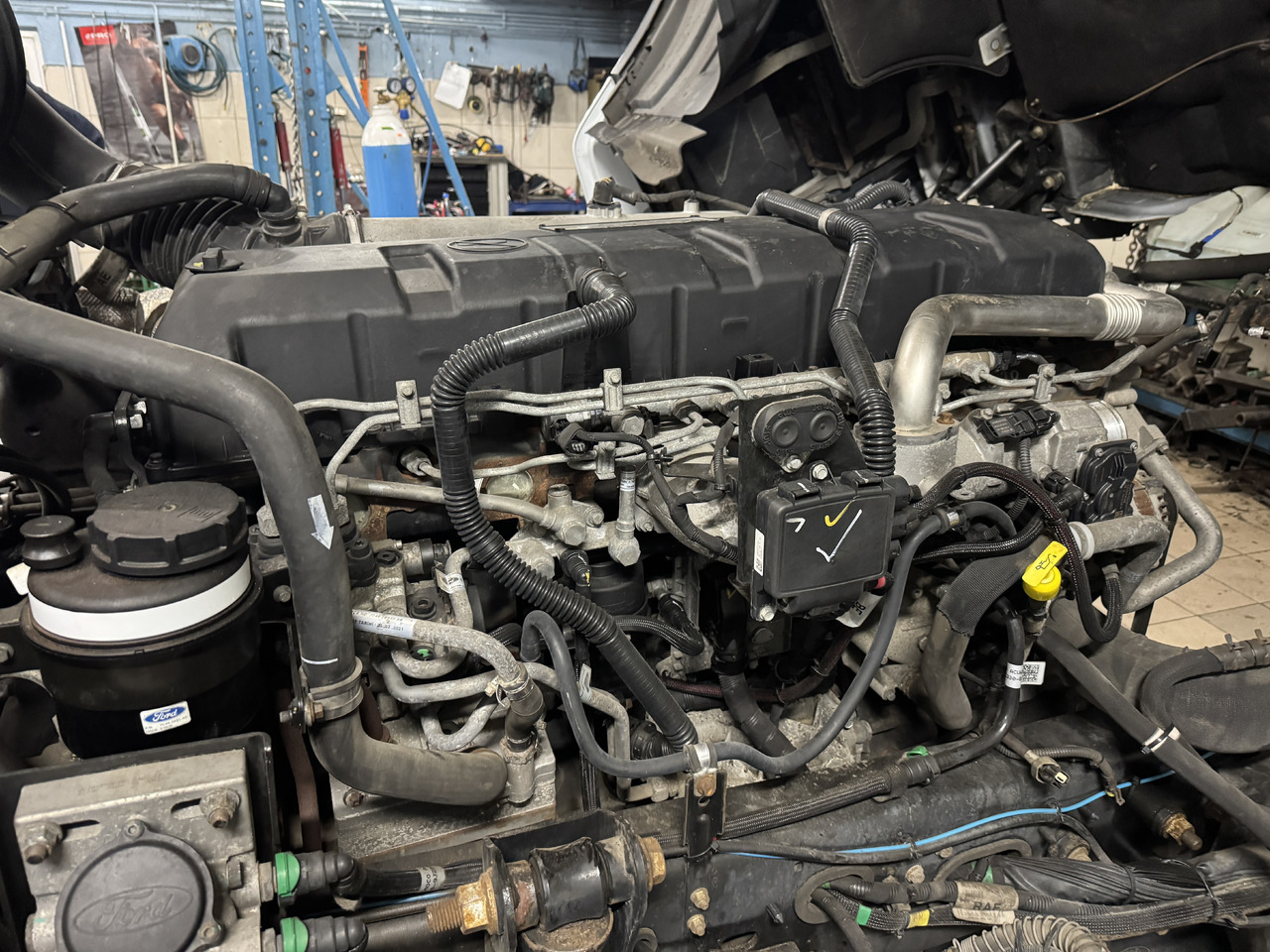 Ford F-Max - Двигатель: фото 5 Ford F-Max - Двигатель: фото 5