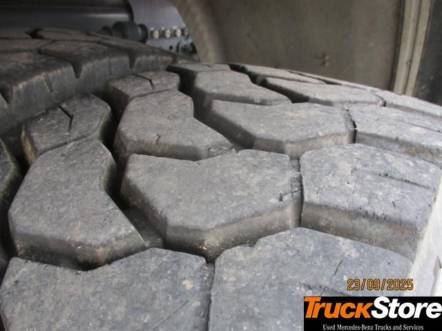 Mercedes-Benz Arocs 3351 K - Самосвал: фото 5 Mercedes-Benz Arocs 3351 K - Самосвал: фото 5