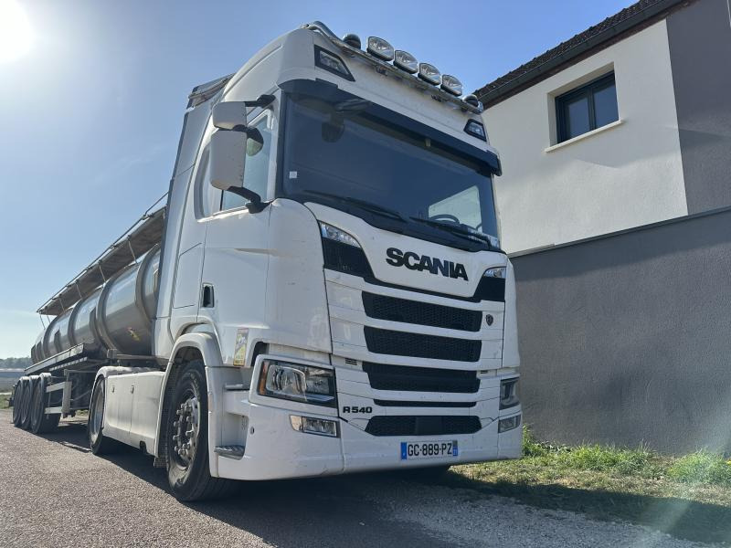 Тягач Scania R R540: фото 1