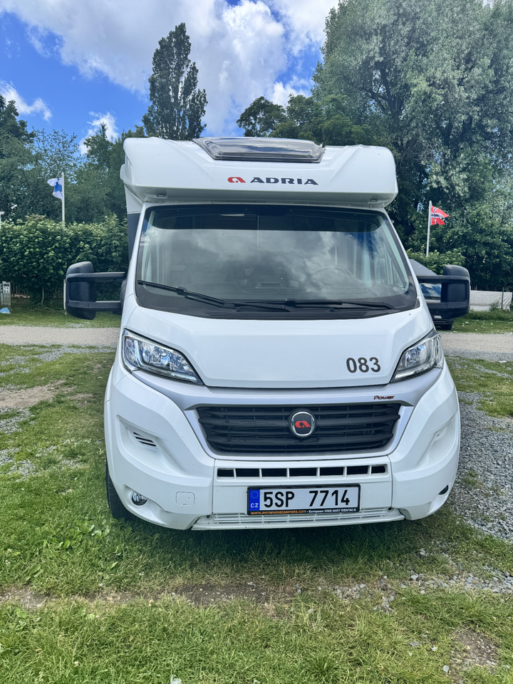 ADRIA Matrix 670 SL - Полуинтегрированный автодом: фото 2 ADRIA Matrix 670 SL - Полуинтегрированный автодом: фото 2