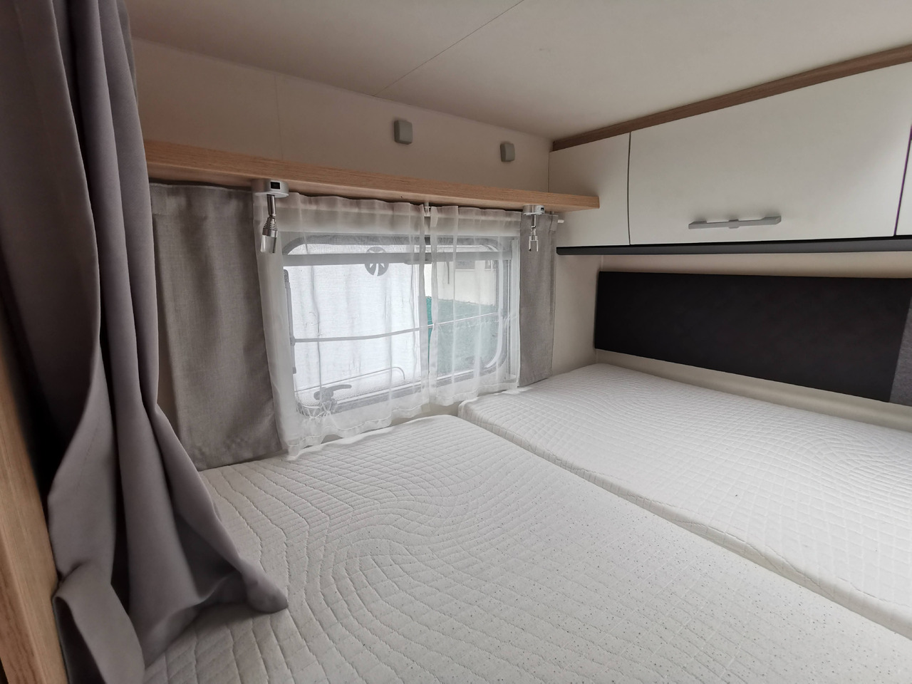 Альковный автодом SUNLIGHT A 70: фото 14 Альковный автодом SUNLIGHT A 70: фото 14