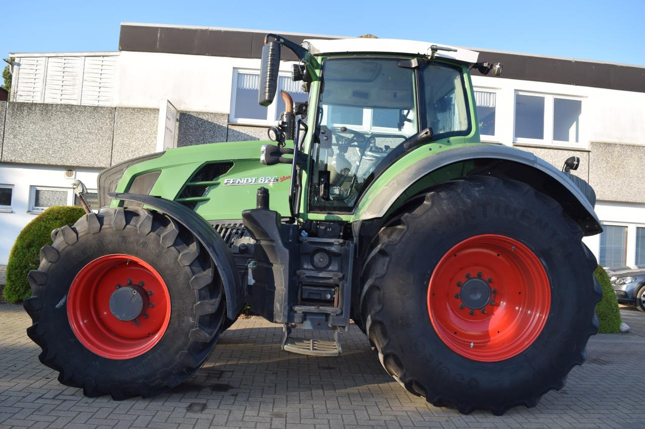 Fendt 826 Vario SCR - Трактор: фото 3 Fendt 826 Vario SCR - Трактор: фото 3